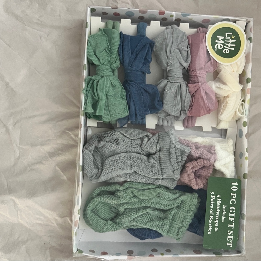 Little Me 10-Piece Headwraps & Booties Set